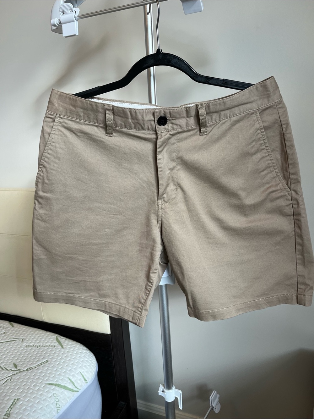 Frank and oak - Men's Casual Chino Shorts in Khaki - Slim Fit